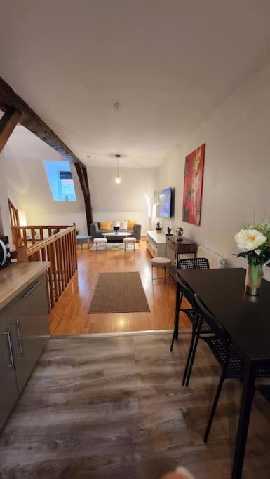 Grand Duplex Du Beffroi Appartement Douai Buitenkant foto